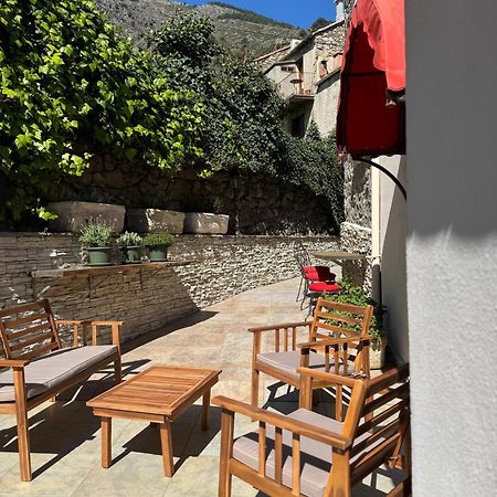 ונאקו Hotel U Palazzu & Spa מראה חיצוני תמונה